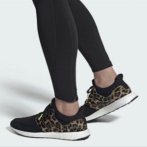 🖤 NIB🖤 ADIDAS Ultraboost DNA Leopard